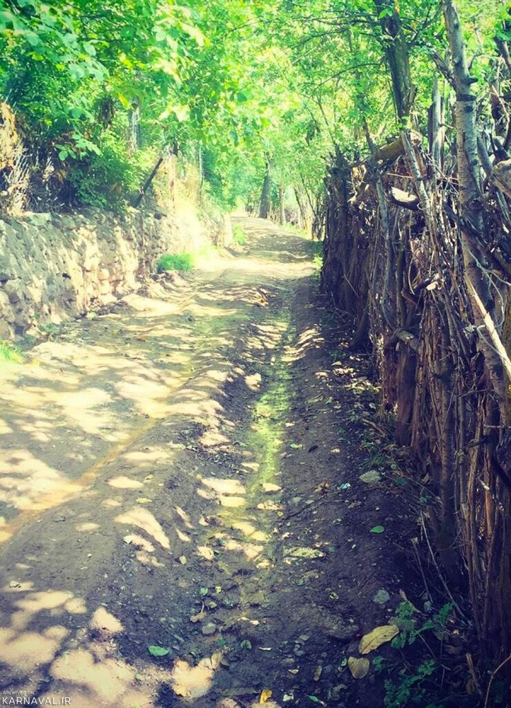 تصویر دختری که دل ناصرالدین شاه را برد | روستای امامه تهران را ببینید ؛ روستایی که شاه قاجار در آن عاشق شد