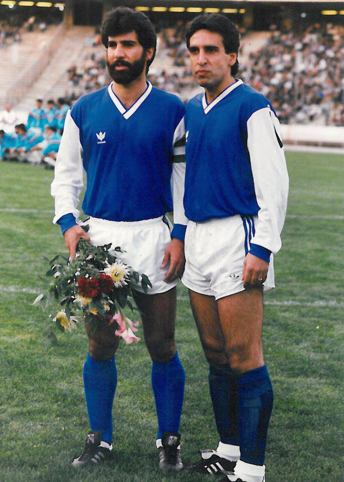 کاپیتان سابق استقلال و مدافع تیم ملی از تلخ و شیرینهای زندگی میگوید | هیچ وقت محبتهای مردم را فراموش نمی کنم | کسب و کار در پاساژ فوتبالیستها