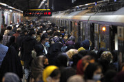 گلایه شهروندان از شلوغی و دیر آمدن قطارها در خط ۶ متروی تهران | پاسخ مدیرعامل شرکت بهره برداری مترو در این باره