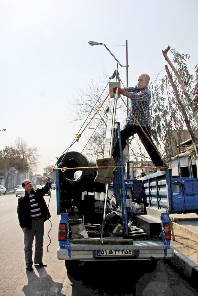 خیابان شیشهای پایتخت کجاست؟