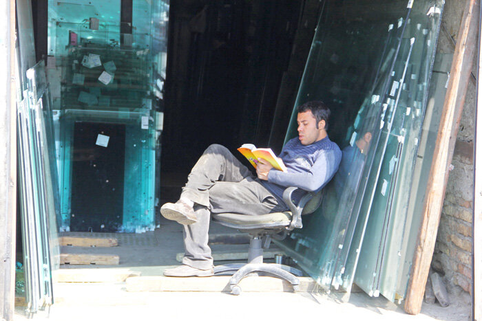 خیابان شیشهای پایتخت کجاست؟