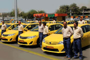اعتراض رانندگان تاکسی فرودگاه مهرآباد به نرخ کرایه‌ها |  مظفر: راننده‌ها امروز از ارائه خدمات سر باز زدند