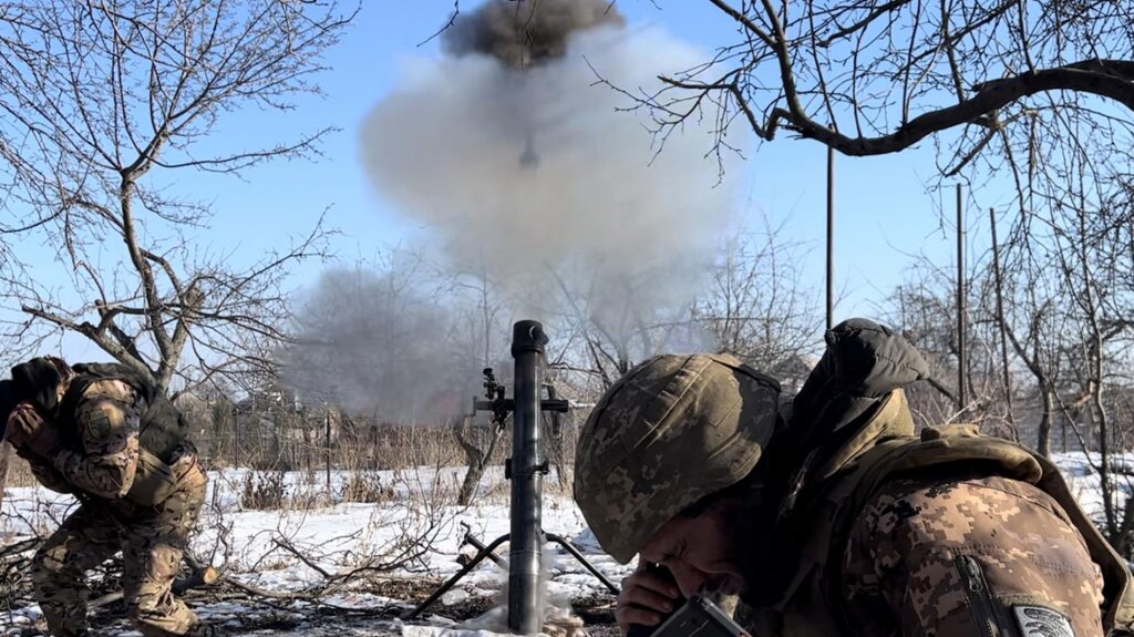 نیروهای روسیه حلقه محاصره شهر باخموت اوکراین را تنگ‌تر می‌کنند| پوتین درباره خرابکاری غرب هشدار می‌دهد