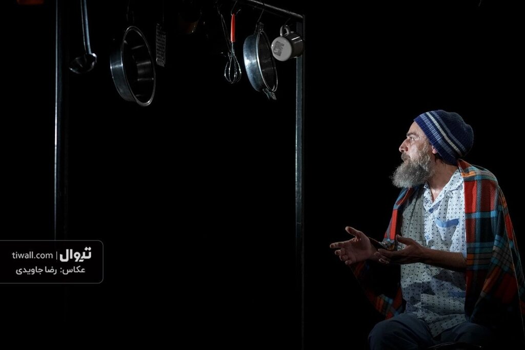 نمایش های روی صحنه| تراژدی و کمدیهای آخر سال