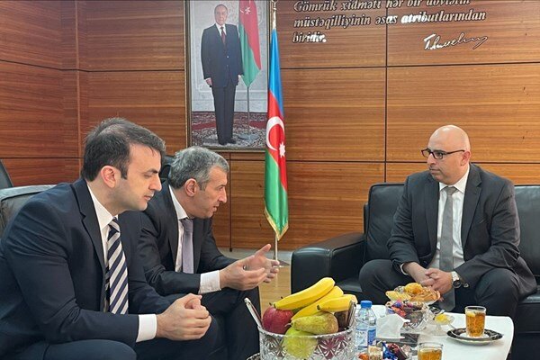 تصاویر حضور کاردار آمریکا در مرز ایران! | ادعاهای وزیر خارجه آذربایجان علیه ایران