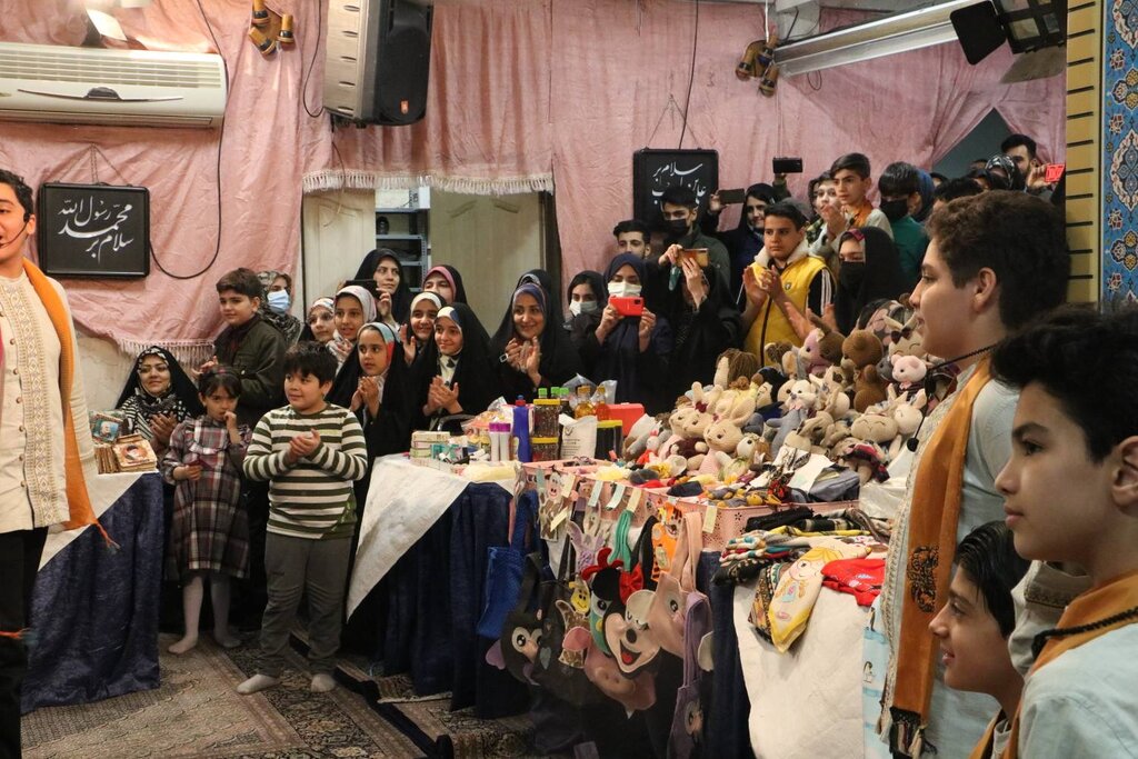 بسته‌های‌ کمک‌معیشتی شب عید به دست‌ محرومان می‌رسد