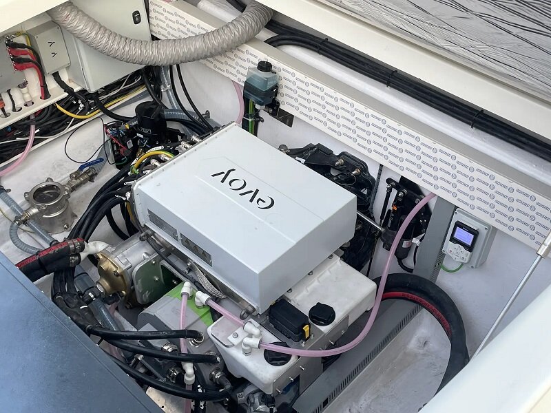 تصاویر | پرفورمنس؛ یک قایق تفریحی با سرعت باد