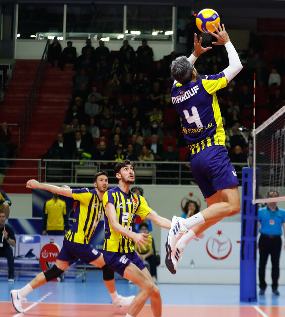 تصاویر | رفتار تحسینبرانگیز سعید معروف و رفقا در ترکیه