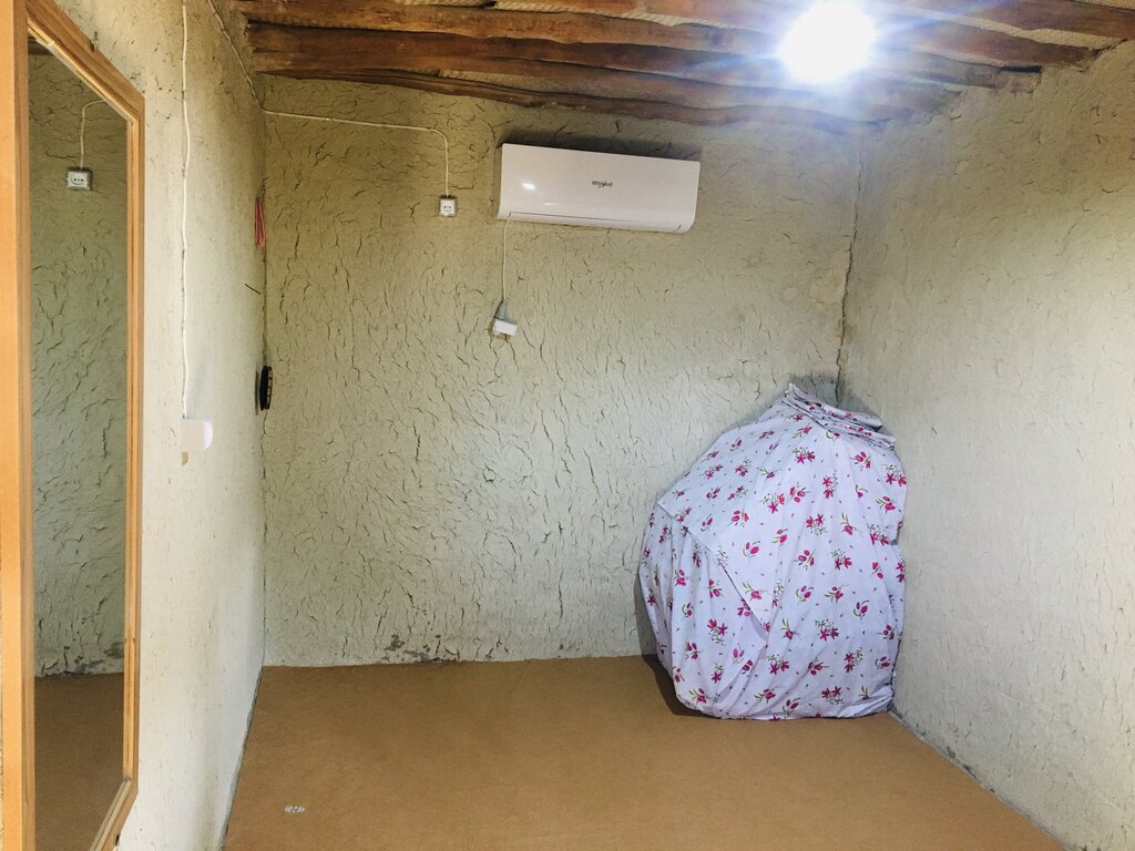 قیمت بعضی از خانههای بومگردیِ جنوب با ویلاهای شمال برابر است | سایتهای جایابی در نوروز قیمتها را نجومی بالا میبرند| اقامتگاه بومگردی شبی ۴ میلیون!