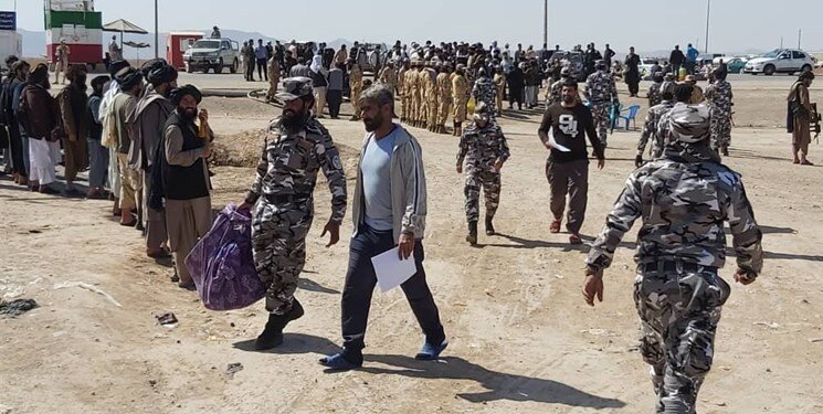 انتقال ۲۶۸ افغان محبوس در ایران به افغانستان