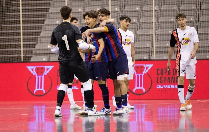 ستاره بارسلونا مقابل ایران | این بازی تماشایی شد!