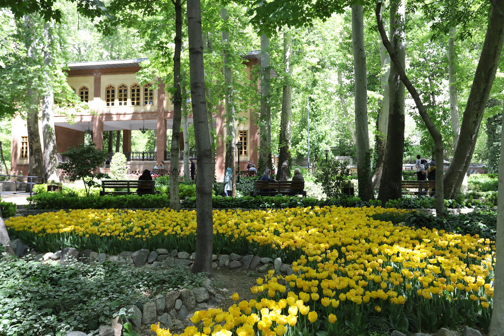 تعطیلات نوروز در خانه نمانید | زیباترین پارکهای منطقه ۳ انتظار شما را میکشند