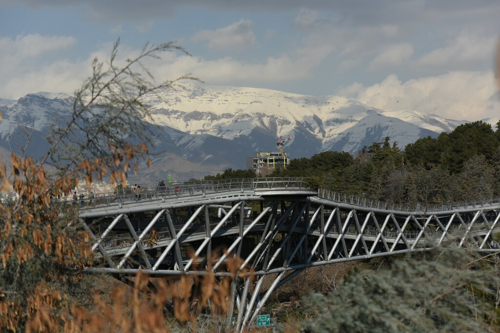 تعطیلات نوروز در خانه نمانید | زیباترین پارکهای منطقه ۳ انتظار شما را میکشند