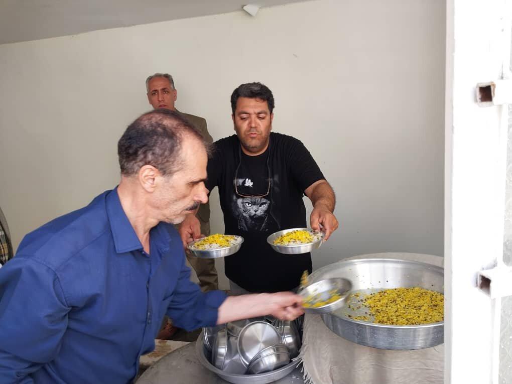 گردشگری با طعم نیکوکاری | پخت غذا برای همراهان بیماران