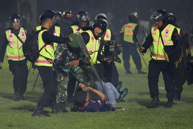 فاجعه فوتبال اندونزی
