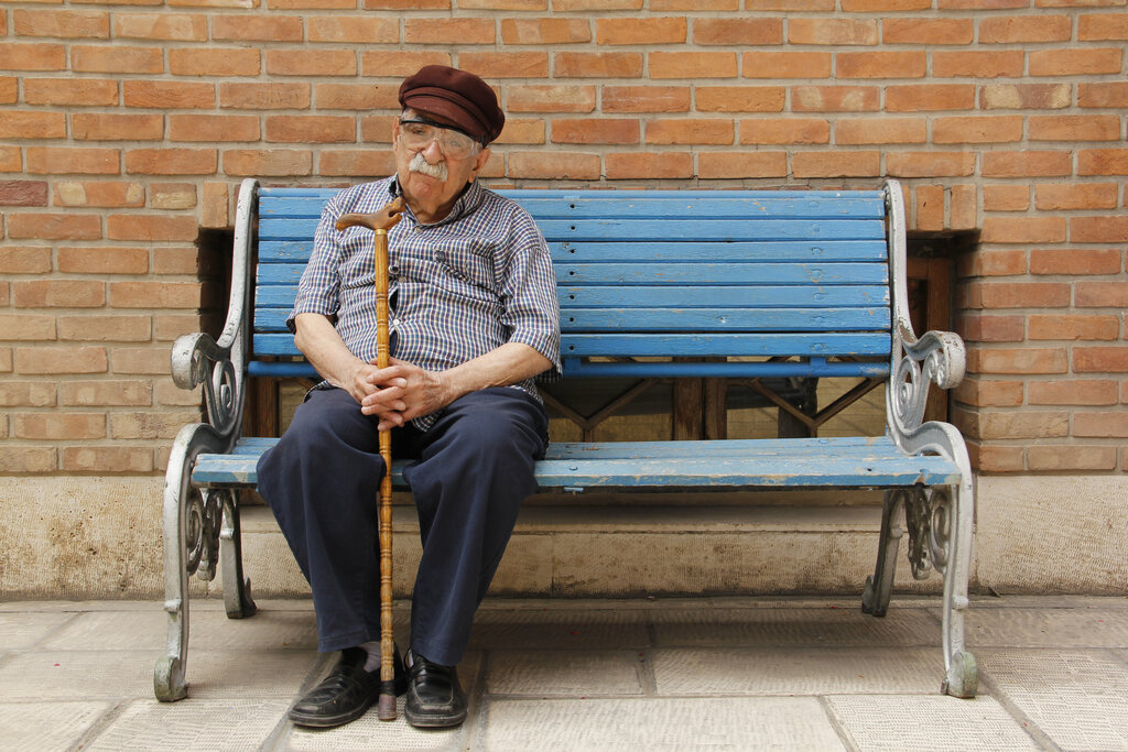 کاکایی: انوار اسطوره نسخ خطی است| شباهت او با حکمای ریاضیدان قدیم| عمر مفیدی داشت؛ استاد شفیعی بدیل ایشاناند