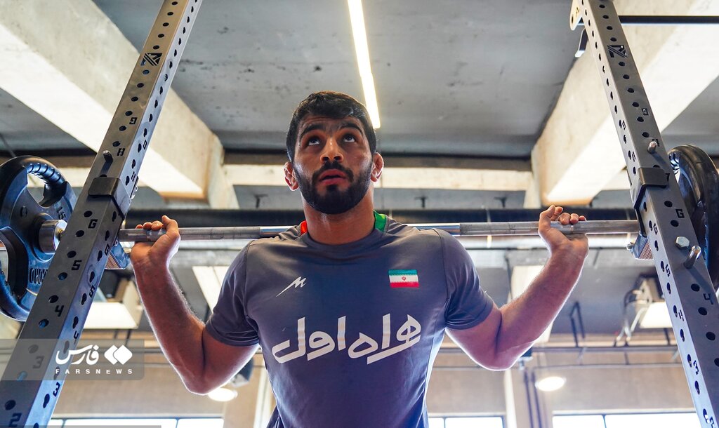 تصاویر | حسن یزدانی کوه انگیزه شد!