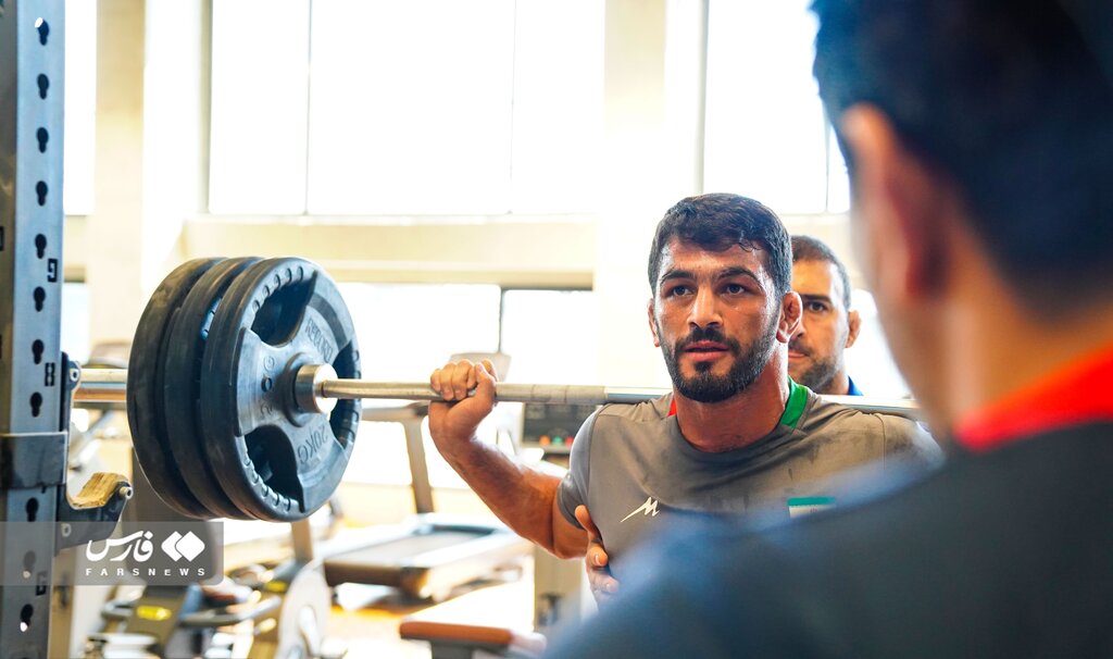 تصاویر | حسن یزدانی کوه انگیزه شد!