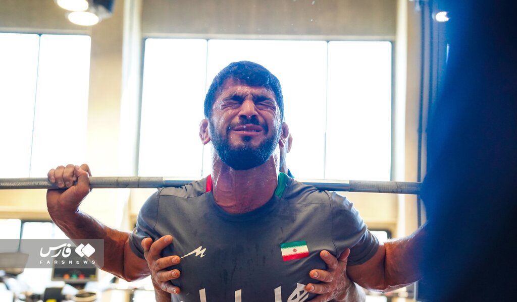 تصاویر | حسن یزدانی کوه انگیزه شد!