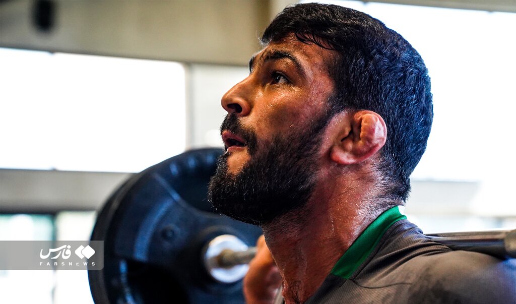 تصاویر | حسن یزدانی کوه انگیزه شد!