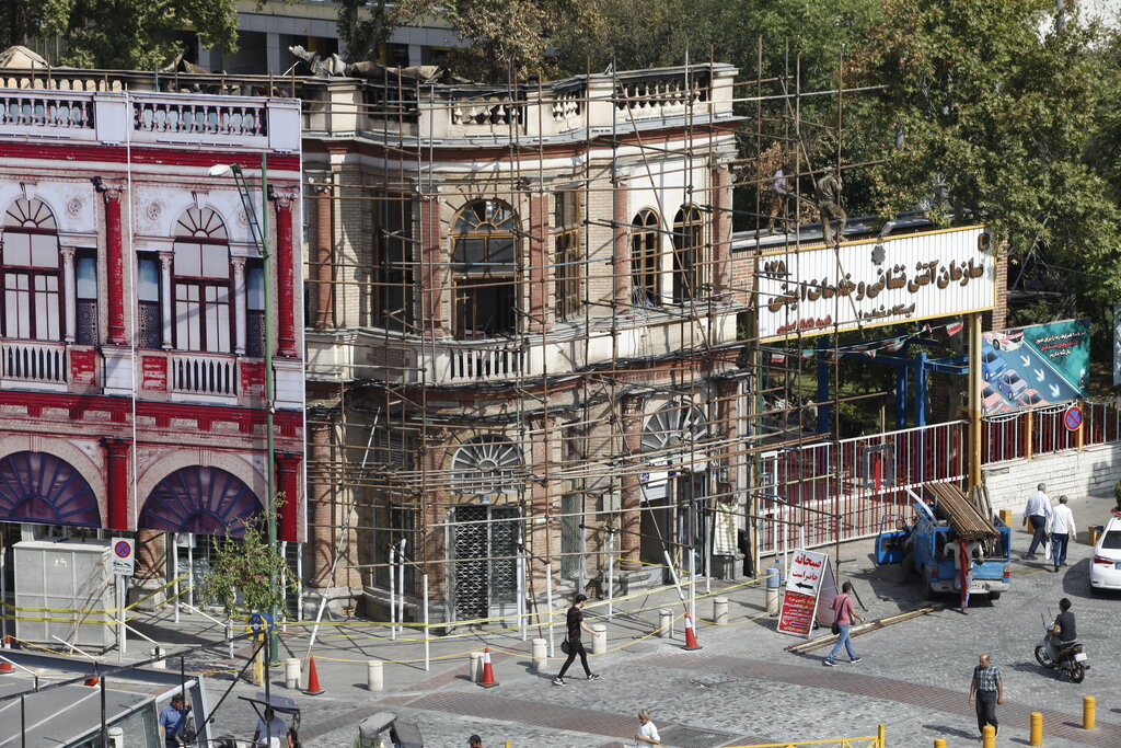 میدان حسن آباد