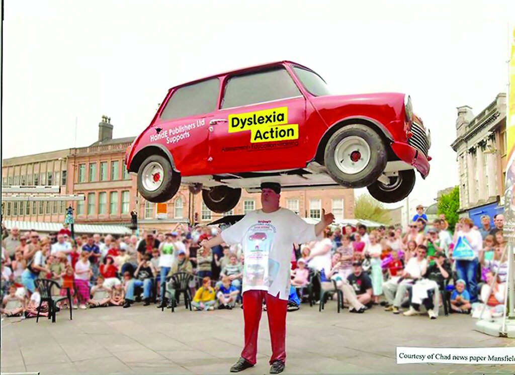 تصاویری از قویترین مردان دنیا | این ایرانی که در جمع قویترین مردان جهان است را همهتان میشناسید | یک پسر ۵ ساله در جمع قویترین افراد روی زمین!