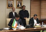 امضای قرارداد تجاری تبادل انرژی بین ایران و پاکستان | حضور وزرای دو کشور در مراسم امضای قرارداد