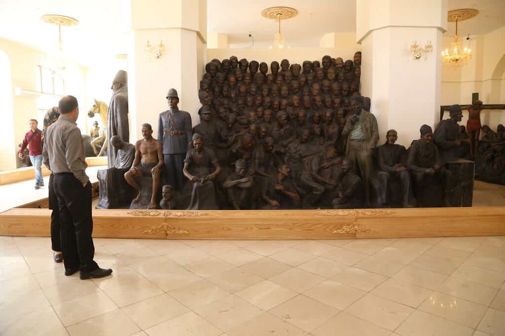 موزه استاد علی اکبر صنعتی