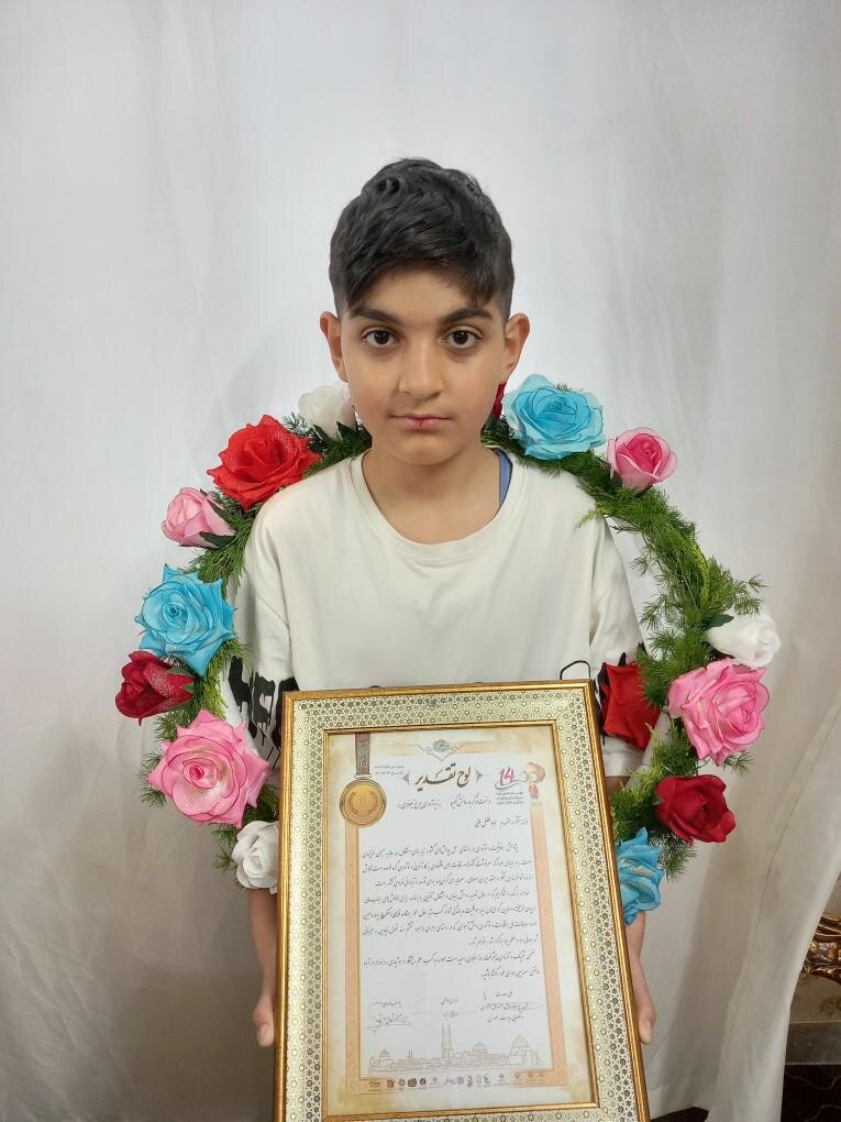 برنامهنویس ۱۱ساله محله عبدلآباد خیرهکننده ظاهر شد | او مجوز حضور در بنیاد ملی نخبگان کشور را گرفت