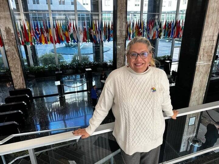 تصاویر | زن شجاع سال آمریکا یک مرد تراجنیـستی است! | حمله به بانوی اول آمریکا ؛ شرم آور و غیرقابل قبول است! | جوکها خودشان را می نویسند ...