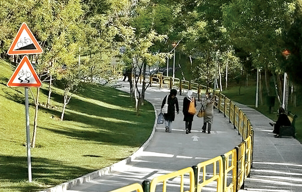 ۱۳ پیشنهاد برای تهرانگردی که باعث سلامتیتان میشود