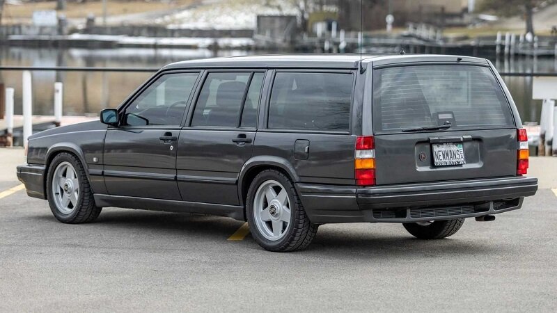 تصاویر | ولووی پل نیومن چشمها را خیره میکند | خودروی ستاره مشهور سینما در حراجی