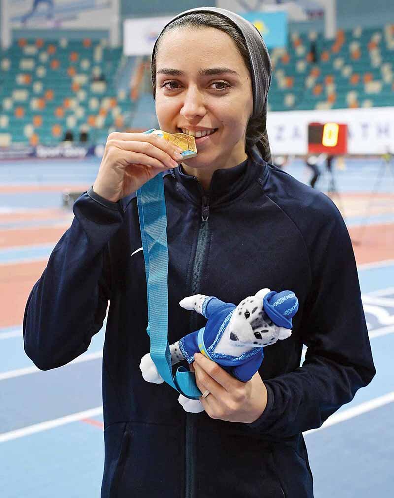 دختر قهرمان ایران؛ دیگر تنهایی نمیتوانم! | همه به آمریکا میروند اما من در نمیدانمِ بزرگی قرار دارم!