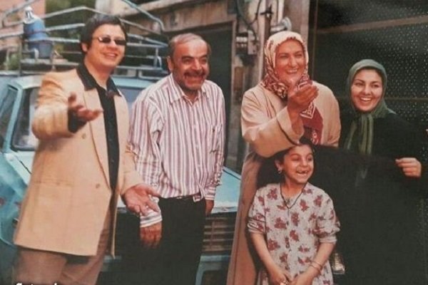 یک ماه، هر شب، نیم ساعت با رضا عطاران و دوستان