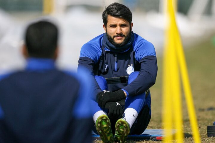 خروج اجباری یک آبیپوش با ورود ستاره محبوب نکونام | آژیر قرمز برای ستاره استقلال کشیده شد!