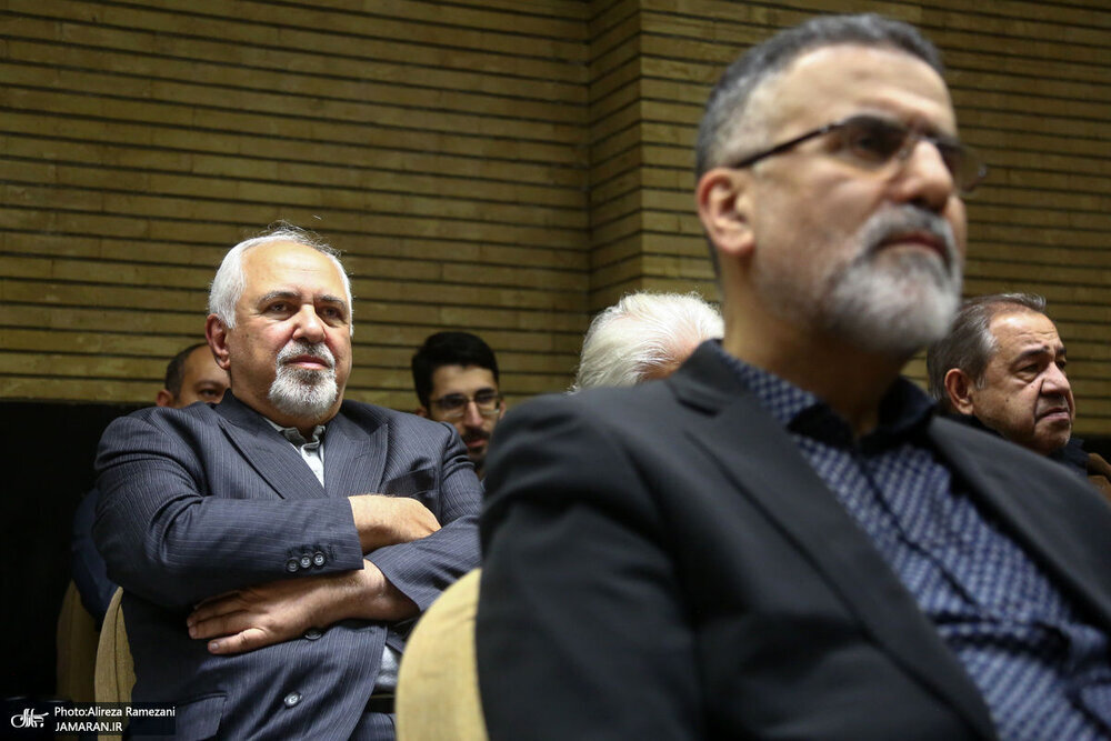 تصویر متفاوت از گریه صالحی در آغوش ظریف