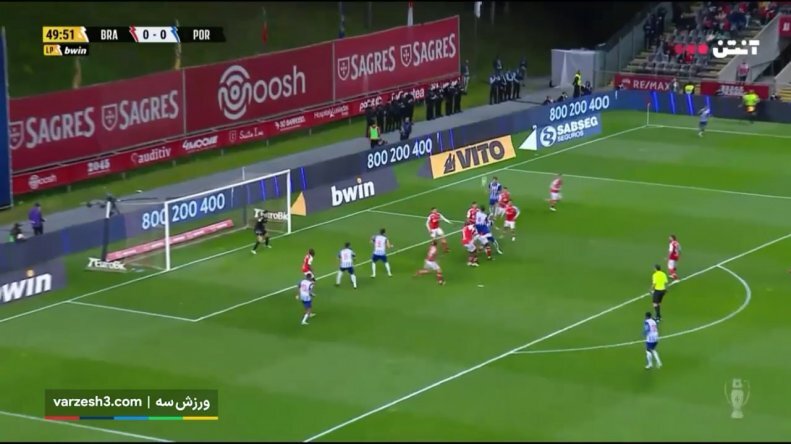 تصاویر | طارمی در مسیر تیم ملی به تله افتاد! | حسرت مهاجم ایرانی قبل از رسیدن به ایران