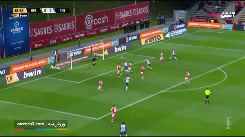 تصاویر | طارمی در مسیر تیم ملی به تله افتاد! | حسرت مهاجم ایرانی قبل از رسیدن به ایران