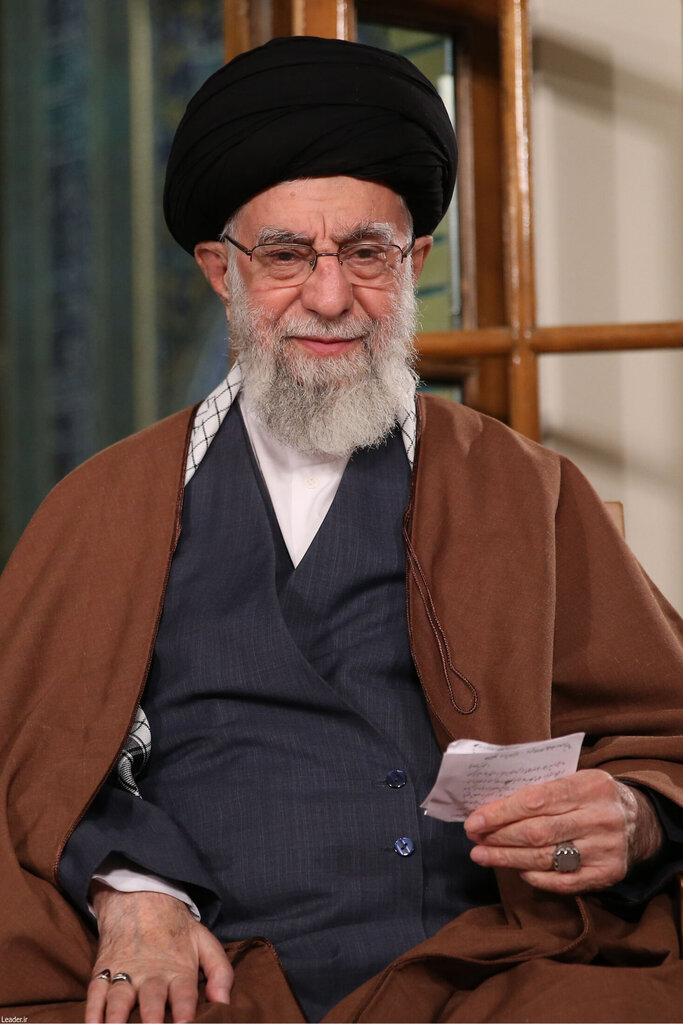 همشهری آنلاین - تصاویر | پیام رهبر انقلاب به مناسبت آغاز سال ۱۴۰۲ ... همشهری آنلاین - تصاویر | پیام رهبر انقلاب به مناسبت آغاز سال ۱۴۰۲ ...