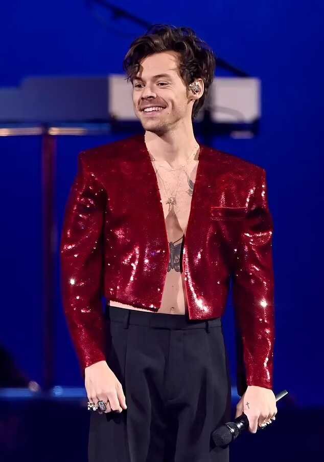 پیشبینی زمان مرگ کریس رونالدو!