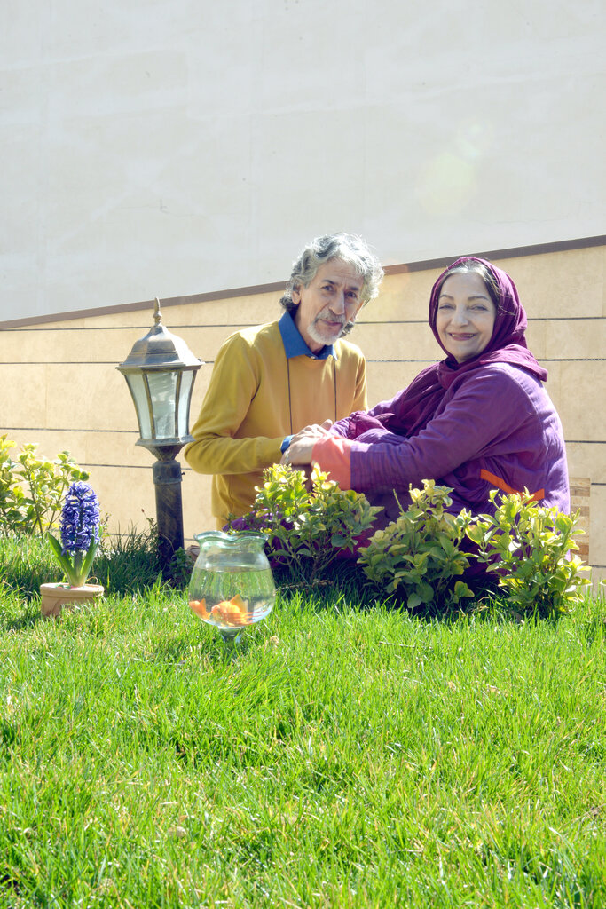 قصههای نوروزی آقای حکایتی و همسرش | صدای توپ راهآهن سفره هفت سین را میلرزاند