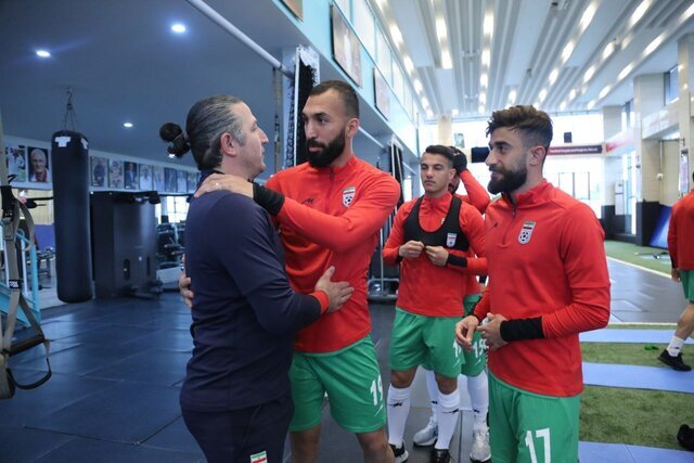 عکس | دستیار جدید قلعهنویی در تیم ملی انتخاب شد | خوشامدگویی بازیکنان به ستاره سابق تیم ملی