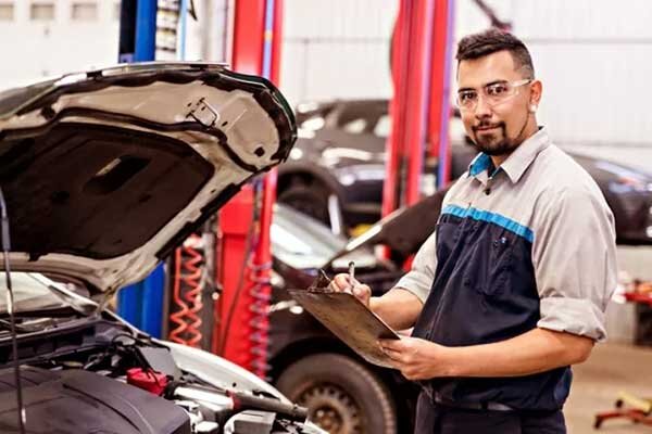 چگونه مکانیک حرفه ای خودرو شویم؟ image-20230325123621-1.jpeg