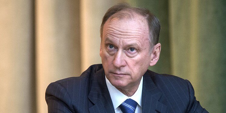 تسلیحات کافی برای نابود کردن آمریکا را داریم | سیاستمداران آمریکایی در دام تبلیغات خودشان گرفتار شده اند