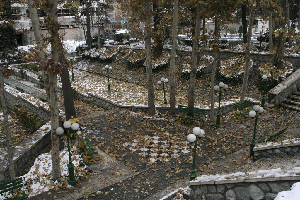 در این بوستان پایتخت کیش و مات شوید!