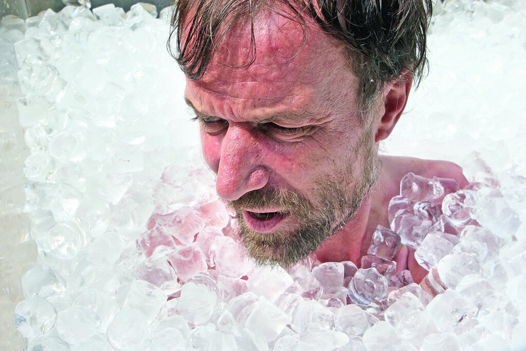 تصاویر | این افراد شگفت انگیز رکورد داران دنیا هستند | مرد ۶۷ سالهای که ۳۵ سالش را نخوابید | تا حالا هیچ نابینایی را دیدهاید که بتواند ببیند؟