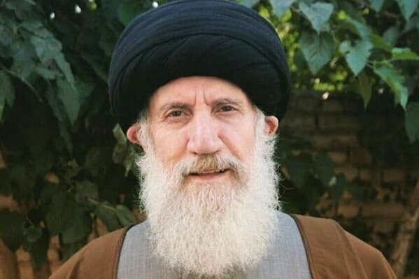 ببینید | ماجرای برخورد یک روحانی با زنی بدکاره از زبان مرحوم فاطمینیا