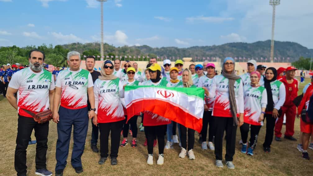 مادربزرگ ٧٧ساله روی سکوی نخست آسیا | رفتم خودم را محک بزنم اول شدم