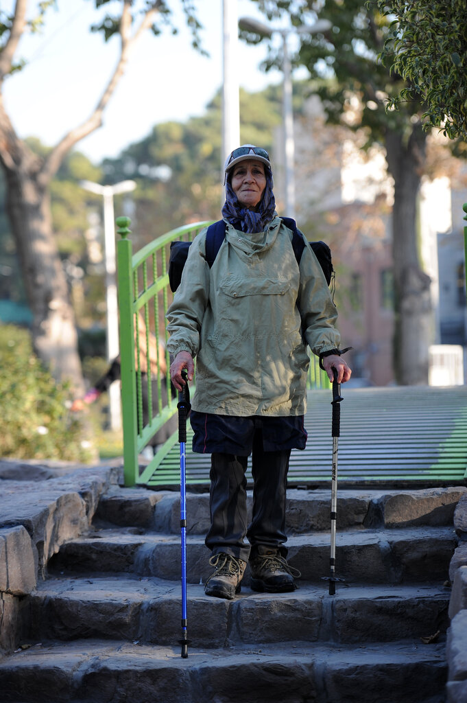 مادربزرگ ٧٧ساله روی سکوی نخست آسیا | رفتم خودم را محک بزنم اول شدم