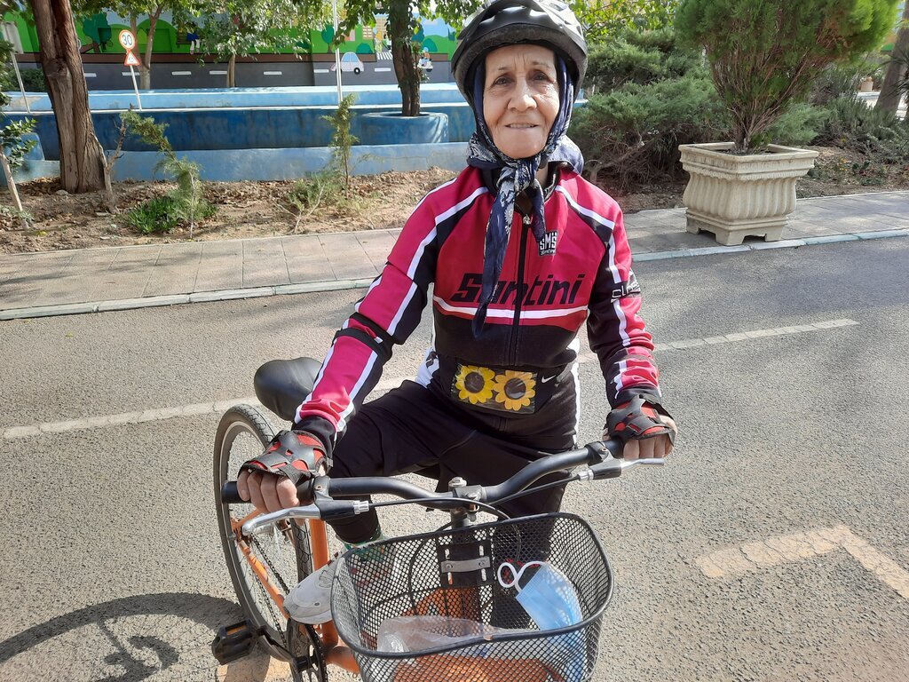 مادربزرگ ٧٧ساله روی سکوی نخست آسیا | رفتم خودم را محک بزنم اول شدم